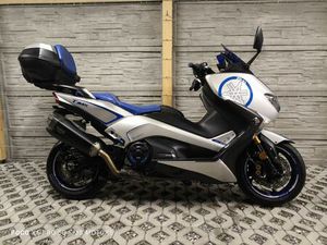 YAMAHA T-MAX XP 530 SX T MAX TMAX RADOM