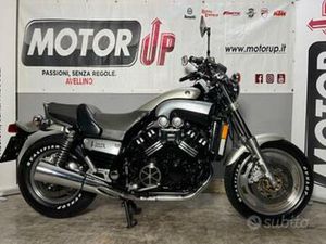 YAMAHA V MAX 1200