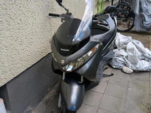 SUZUKI BURGMAN UH 125 G