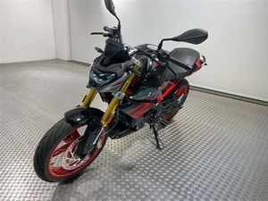 BMW G 310 R
