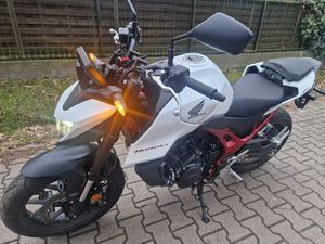 HONDA HORNET 750 A2 35KW 2025 NISKI PRZEBIEG OKAZJA WARSZAWA URSYNÓW