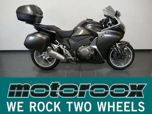HONDA VFR 1200 F MODELL 2016 | SC63 | SEITENKOFFER +
