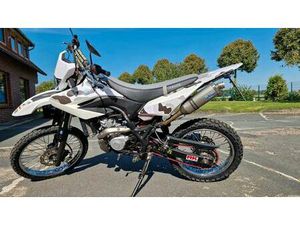 YAMAHA WR125R