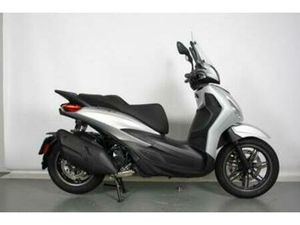 PIAGGIO BEVERLY 400 HPE PIAGGIO BEVERLY 400 HPE UIT 2025 — MOTOREN | PIAGGIO — MARKTPLAATS