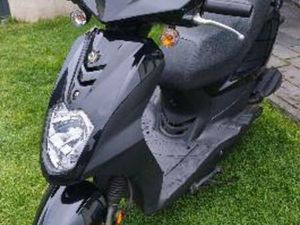 SYM SYMPLY 50 - ROLLER SCHWARZ - 2948 KM - EZ. 04.16