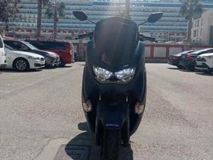 YAMAHA - NMAX