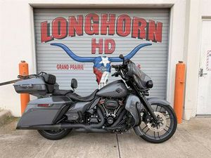 2018 HARLEY-DAVIDSON CVO™ STREET GLIDE®