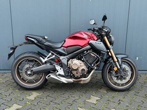 HONDA CB650R MIT TIEFERLEGUNG