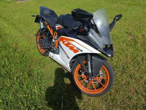 KTM RC 125 VERHANDELBAR