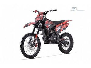 MOTO HURRICANE 150 CC E-START 19-16˝ BRX V3