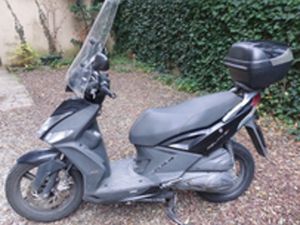 KYMCO AGILITY 16+ 125 CC - 2015 - SOLO 14.000 KM -