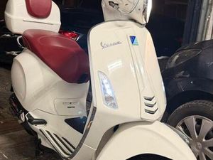 ② TROTTINETTE POUR MOTOSCOOTER VESPA PRIMAVERA 125 CC I-GET ABS