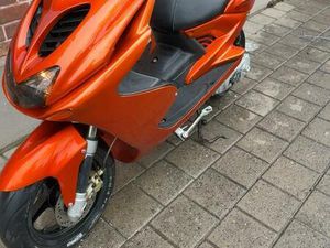 ② YAMAHA AEROX