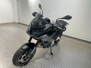BMW F 900 XR