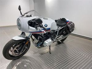 BMW R NINET RACER MIT FRÄSTEILEN