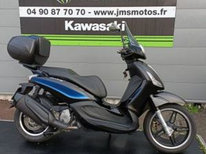 PIAGGIO BEVERLY 350 POLICE 2019 350 CM3 | SCOOTER | 8 198 KM | NOIR | 84000 AVIGNON