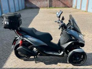 MP3 PIAGGIO 300HPE 2021 RIJDEN MET AUTORIJBEWIJS — MOTOREN | PIAGGIO — MARKTPLAATS