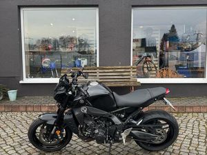 YAMAHA MT 09