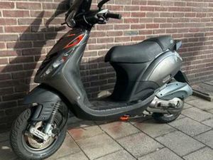 ZIP SP 180CC DUITS — SCOOTERS | PIAGGIO — MARKTPLAATS