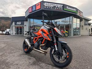 KTM 1290 SUPER DUKE R