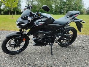 SUZUKI 125 GSX-S