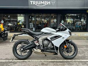 EX DEMO TRIUMPH DAYTONA 660 FOR SALE IN CROYDON