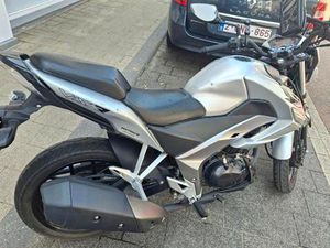 ② MOTO KYMCO VIZAR