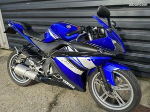 125 YZF SEULEMENT 5000 KMS