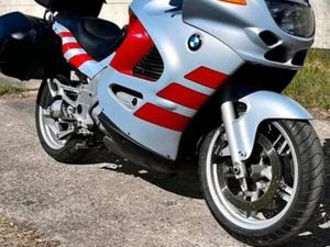 ② BMW K 1200RS