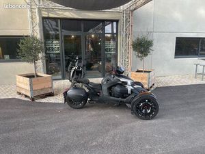 CAN-AM RYKER RALLY 900