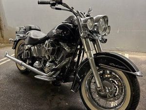HARLEY-DAVIDSON SOFTAIL DELUXE