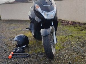 SCOOTER PEUGEOT KISBEE