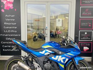 SUZUKI GSX-R 250 CM3 25 CH / CT OK / ENTRETIEN À JOUR / GARANTIE 12 MOIS