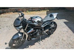 STREET TRIPLE 765 RS