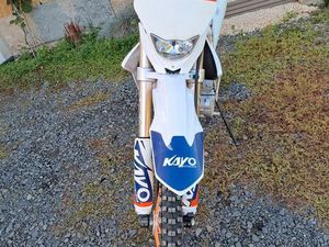 MOTO KAYO T4