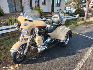 TRIKE HARLEY DAVIDSON TRIGLIDE