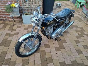 ② NORTON COMMANDO ROADSTER 750 CC