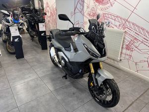 HONDA X-ADV 2025 750 CM3 | SCOOTER | 1 507 KM | GRIS | 75012 PARIS 12