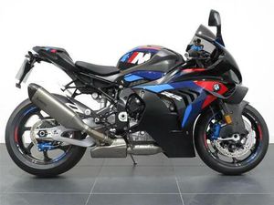 BMW M1000RR