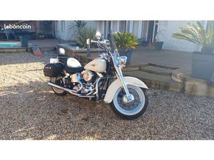 HARLEY DAVIDSON SOFTAIL DELUXE