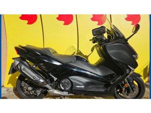VENDO YAMAHA T-MAX 530 DX (2017 - 19) USATA A ROMA (CODICE 9894640) - MOTO.IT