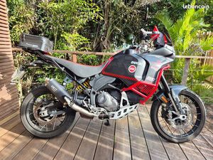 DUCATI DESERTX 2023 1ÈRE MAIN