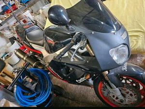 YAMAHA FZR 1000 / WINTERPREIS/ FESTPREIS NOCH ANGEMELDET