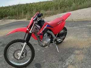 125 CRF