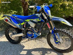 300 ENDURO