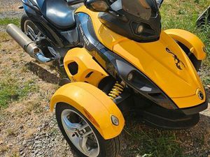 CAN AM SPYDER 1000