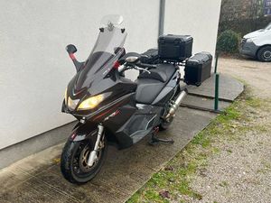 APRILIA SRV 850, 2012 GOD.