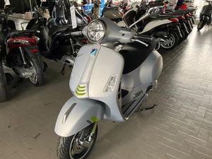 VESPA GTS 300 SUPER TECH ABS