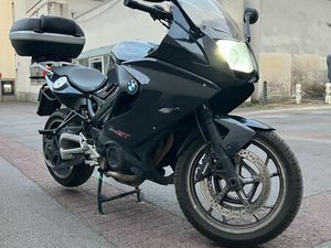 F800GT ABS A2 PARFAIT ÉTAT