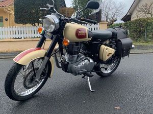 MOTO ROYAL ENFIELD
